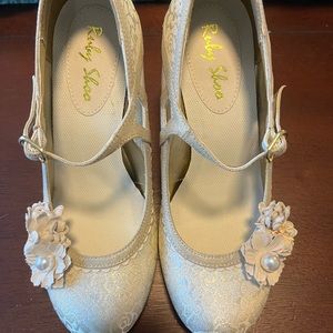 Ruby Shoo size 7 US